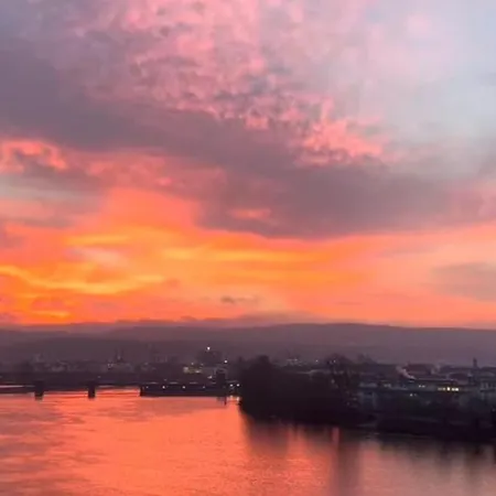 Appartamento Moselapartment Leni Mit Traumhaftem Ausblick Auf