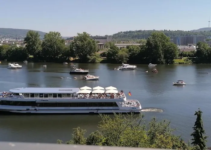 Apartment Moselapartment Leni Mit Traumhaftem Ausblick Auf